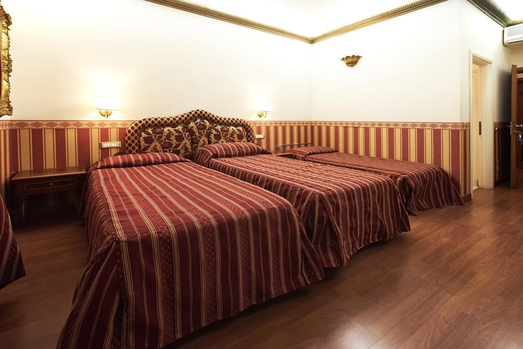 Barberini Suites Rom Værelse billede